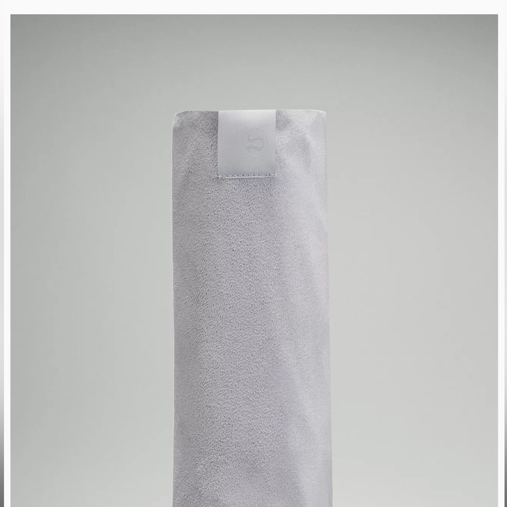 NWT Lululemon The Towel